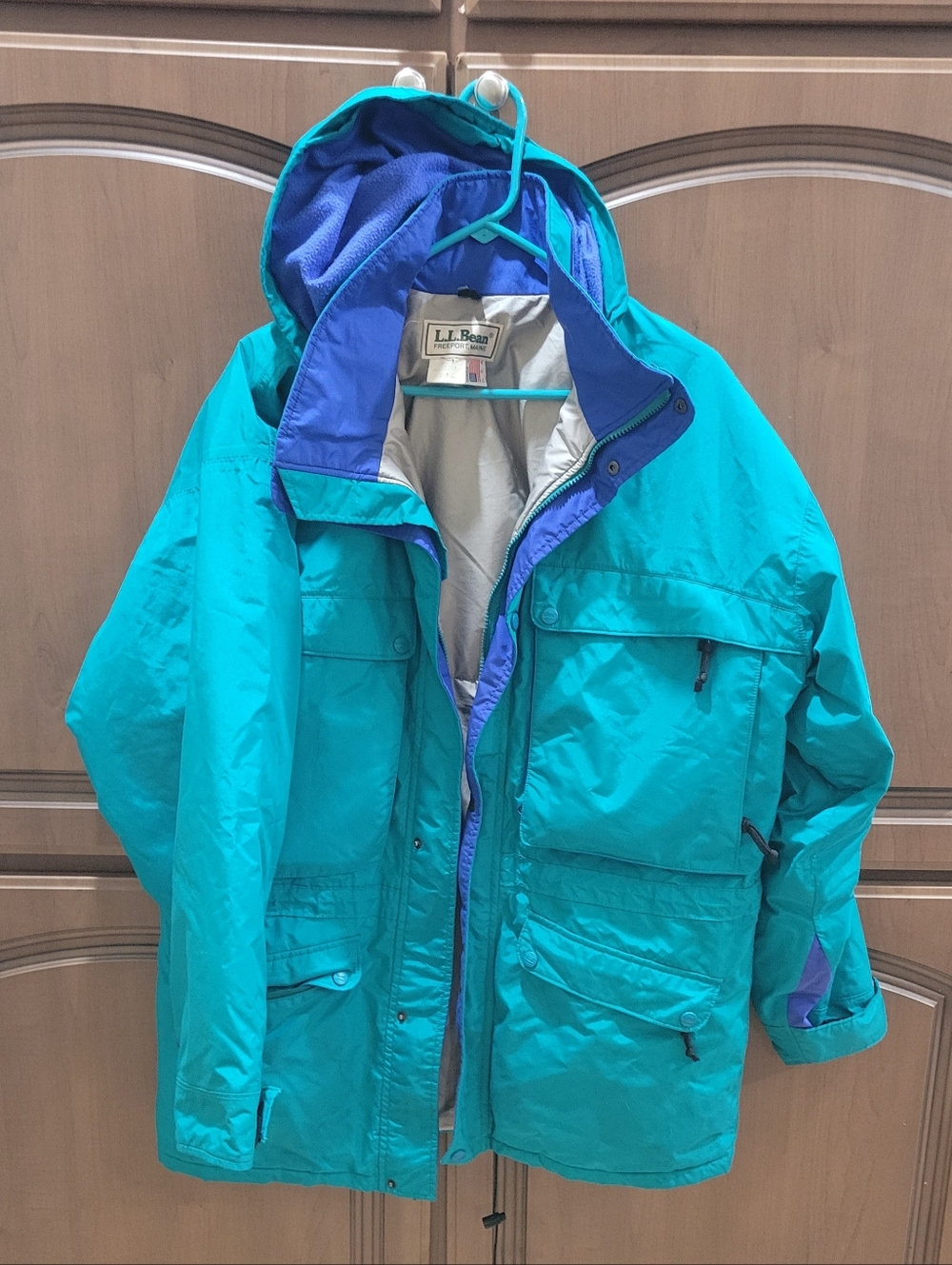 L.L. Bean Mens Teal Hooded Raincoat with Purple Trim